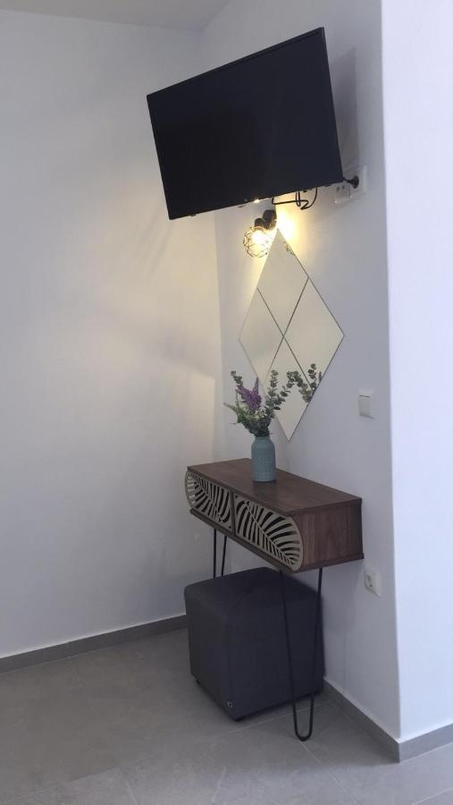 ארטמידה Sun Day Apartments Free Airport Shuttle מראה חיצוני תמונה