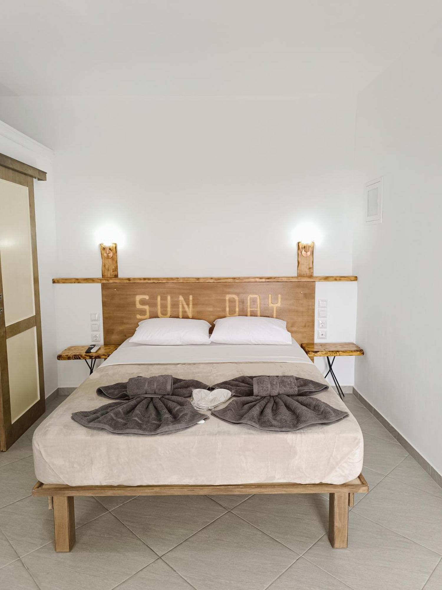 ארטמידה Sun Day Apartments Free Airport Shuttle מראה חיצוני תמונה