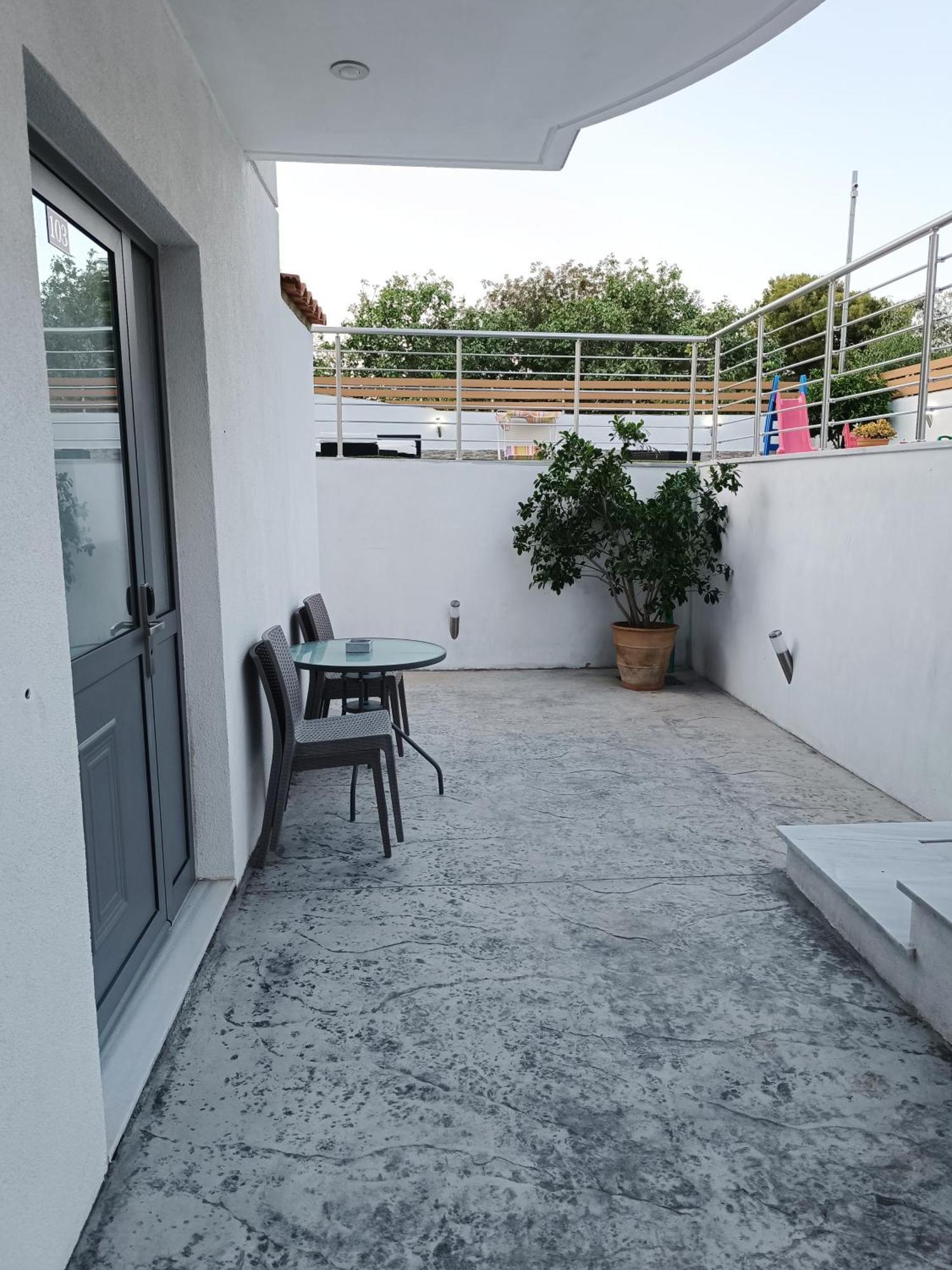 ארטמידה Sun Day Apartments Free Airport Shuttle מראה חיצוני תמונה